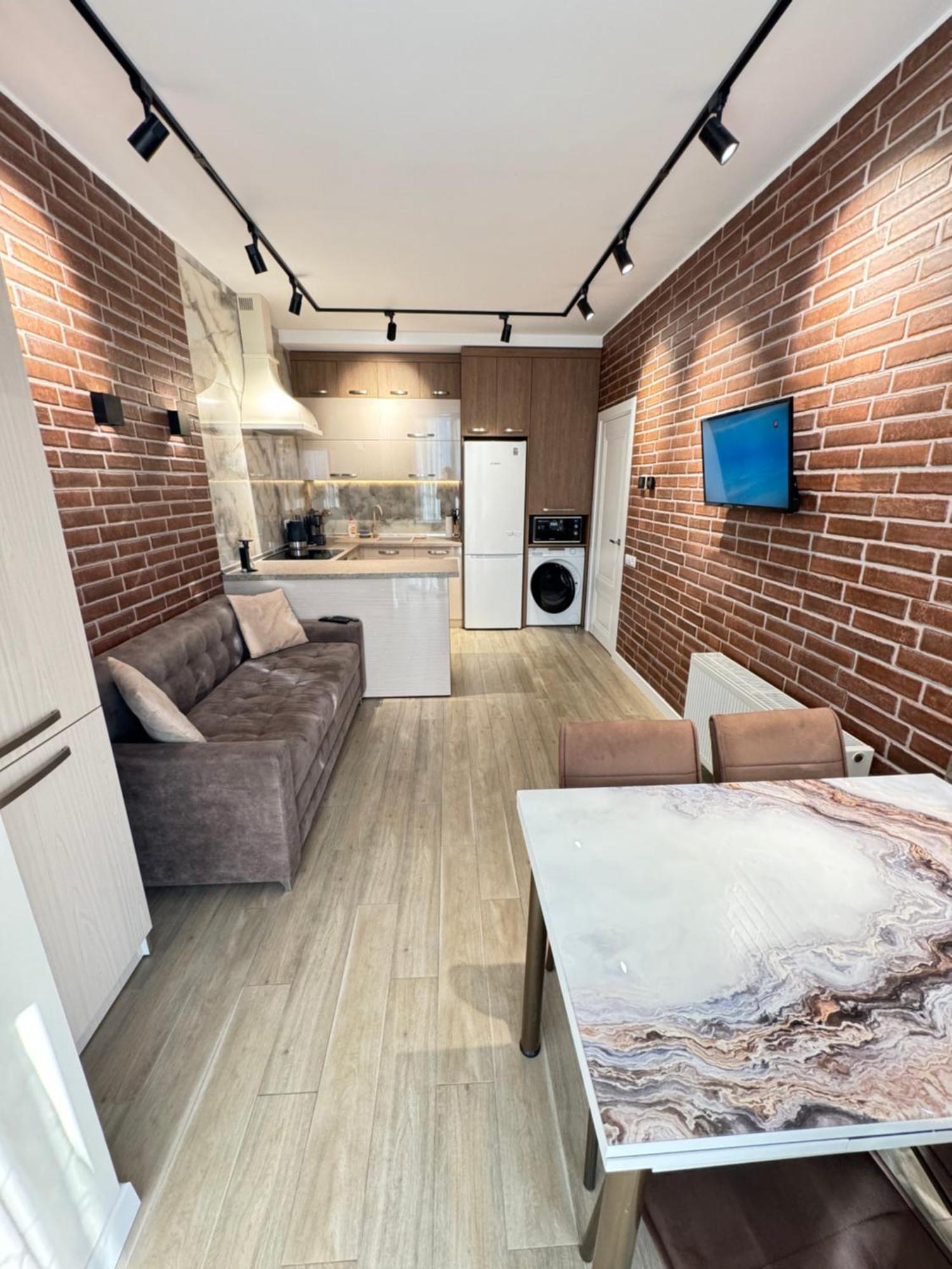 Business Lux Apartment Solomon City Chisináu Exterior foto
