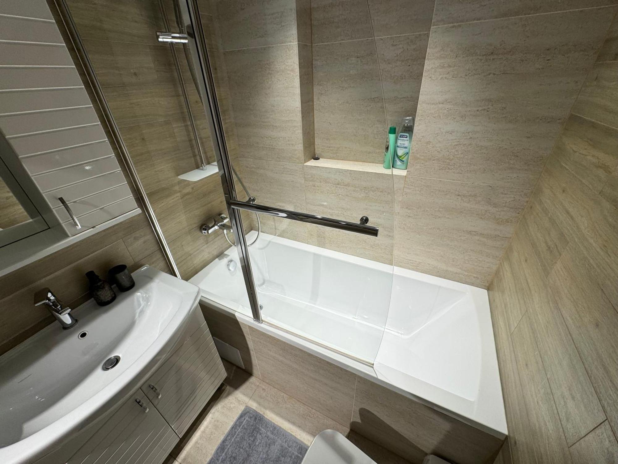 Business Lux Apartment Solomon City Chisináu Exterior foto
