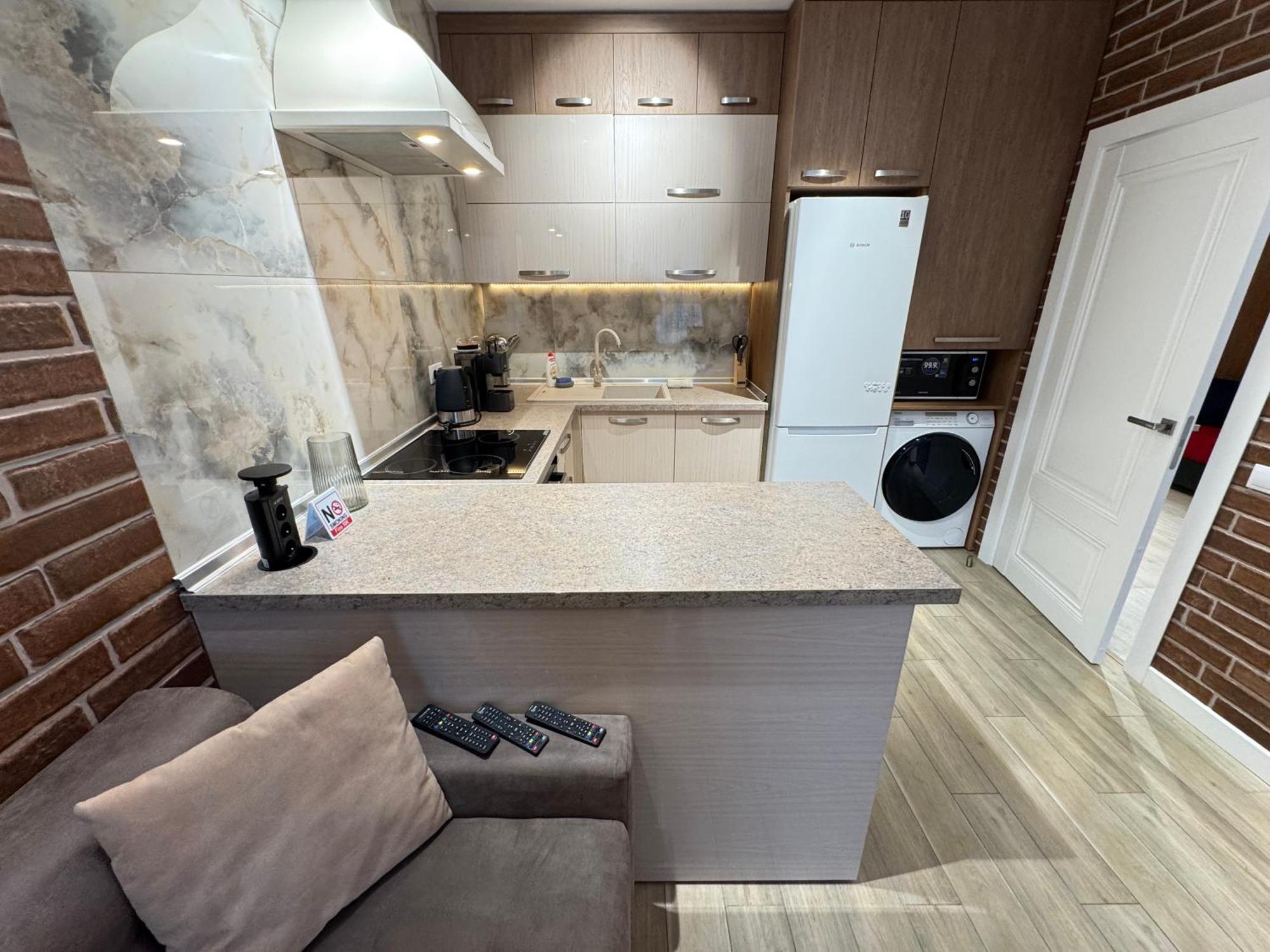 Business Lux Apartment Solomon City Chisináu Exterior foto