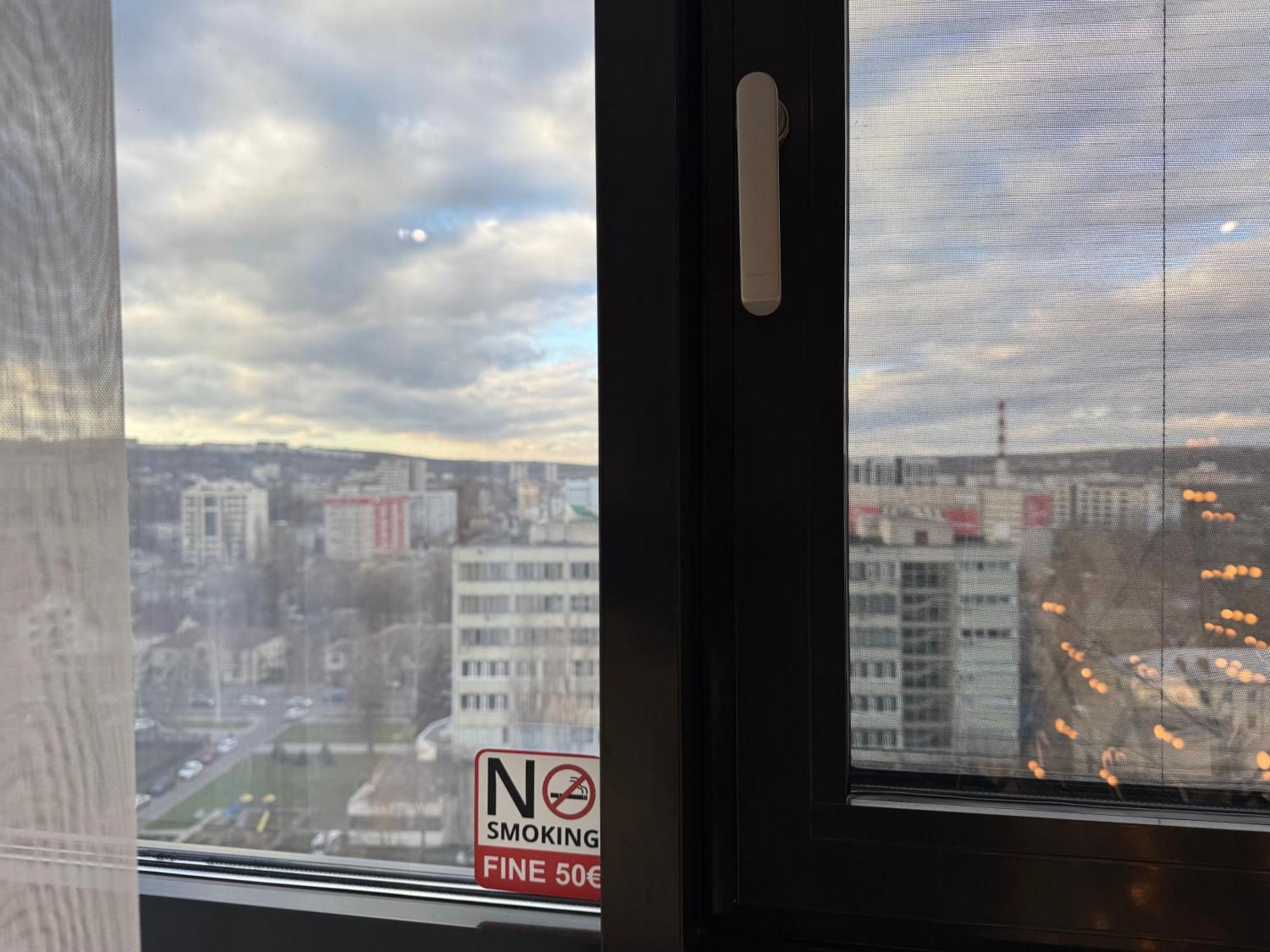 Business Lux Apartment Solomon City Chisináu Exterior foto