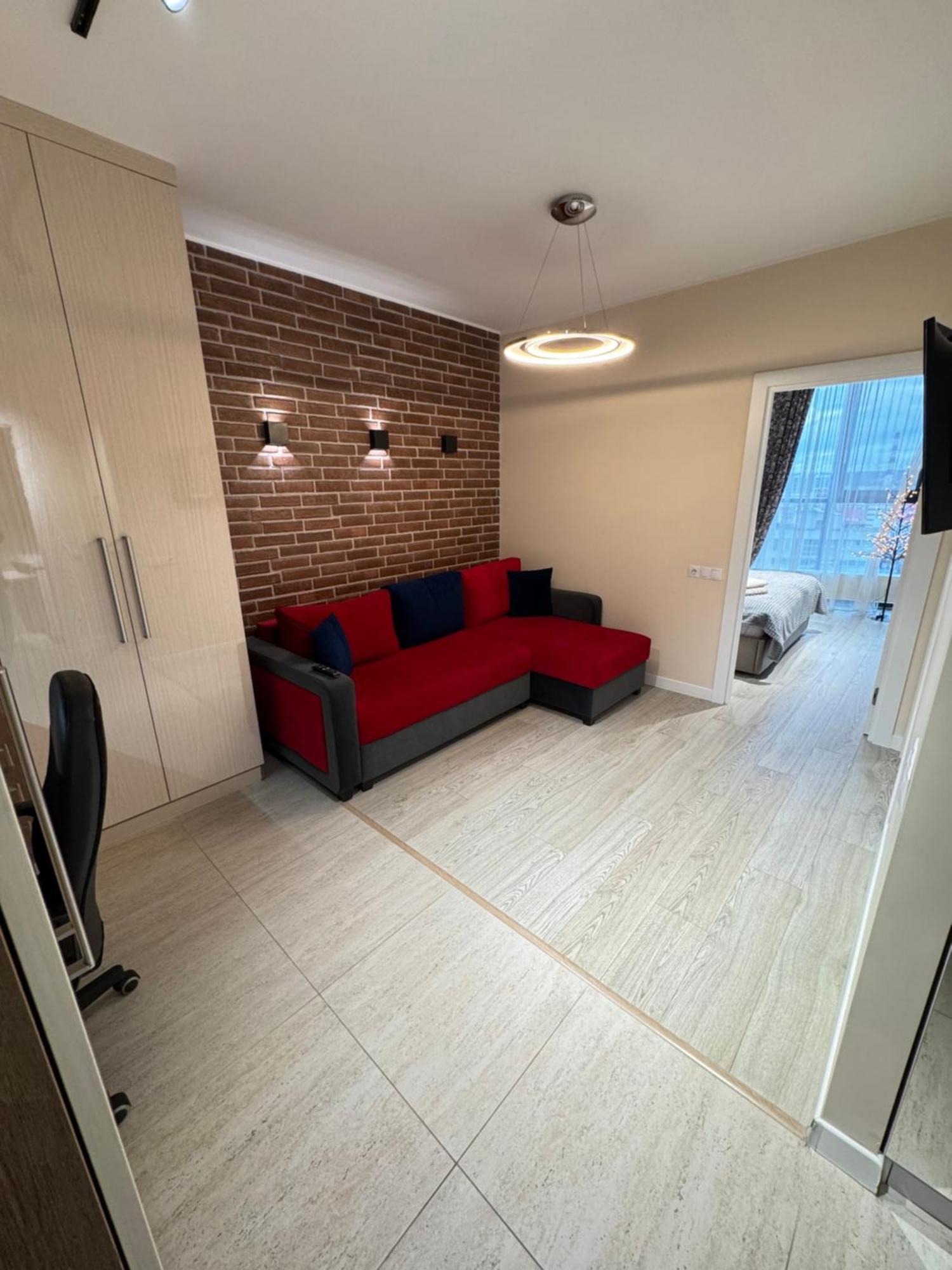 Business Lux Apartment Solomon City Chisináu Exterior foto